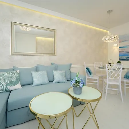 Second Luxury Lägenhet
