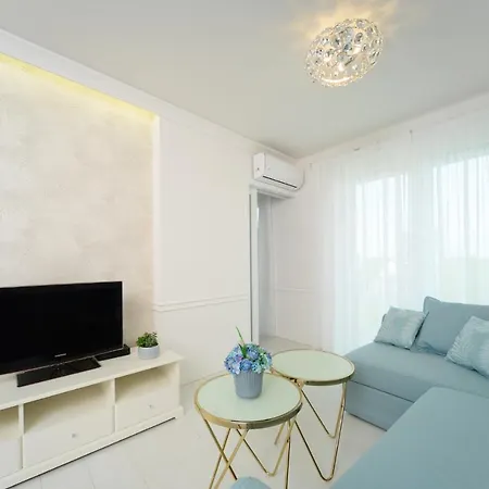 Second Luxury Apartamento Siófok