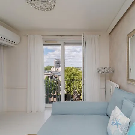 Second Luxury Apartament *